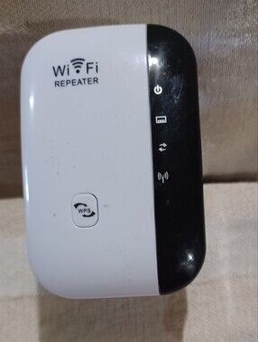 Source Unknown White and Black WiFi Repeater Range Extender